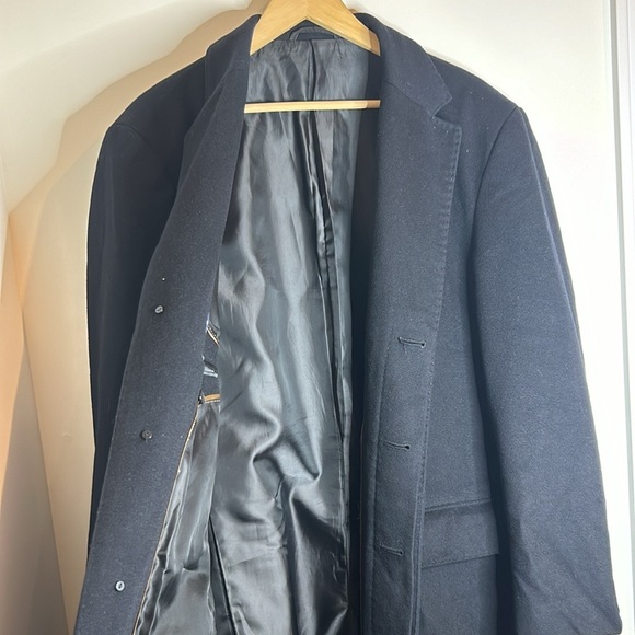 Coppley Cashmere & Wool Men’s Luxury
Tailored Black Coat Size 42 - Picture 8 of 17